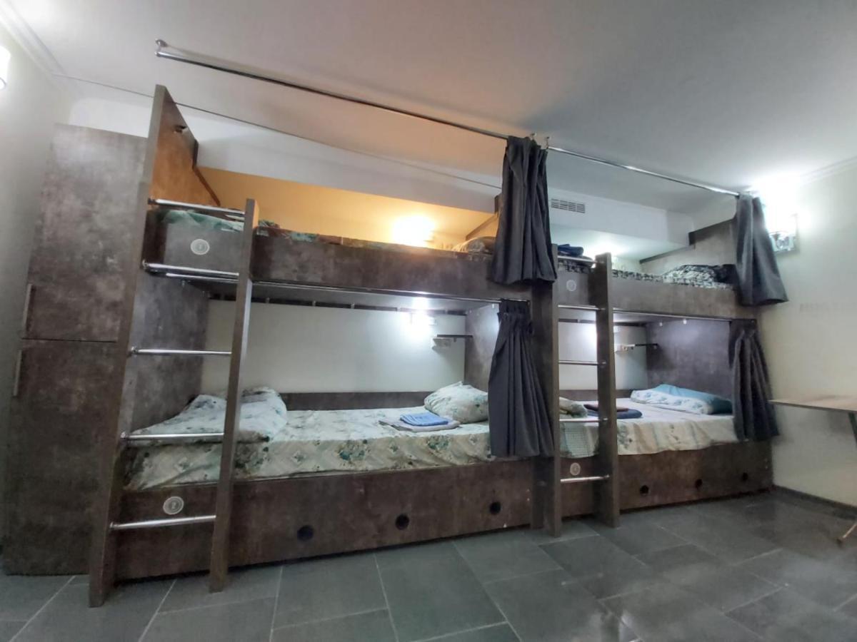 Hostel Voyage Batumi Exterior photo