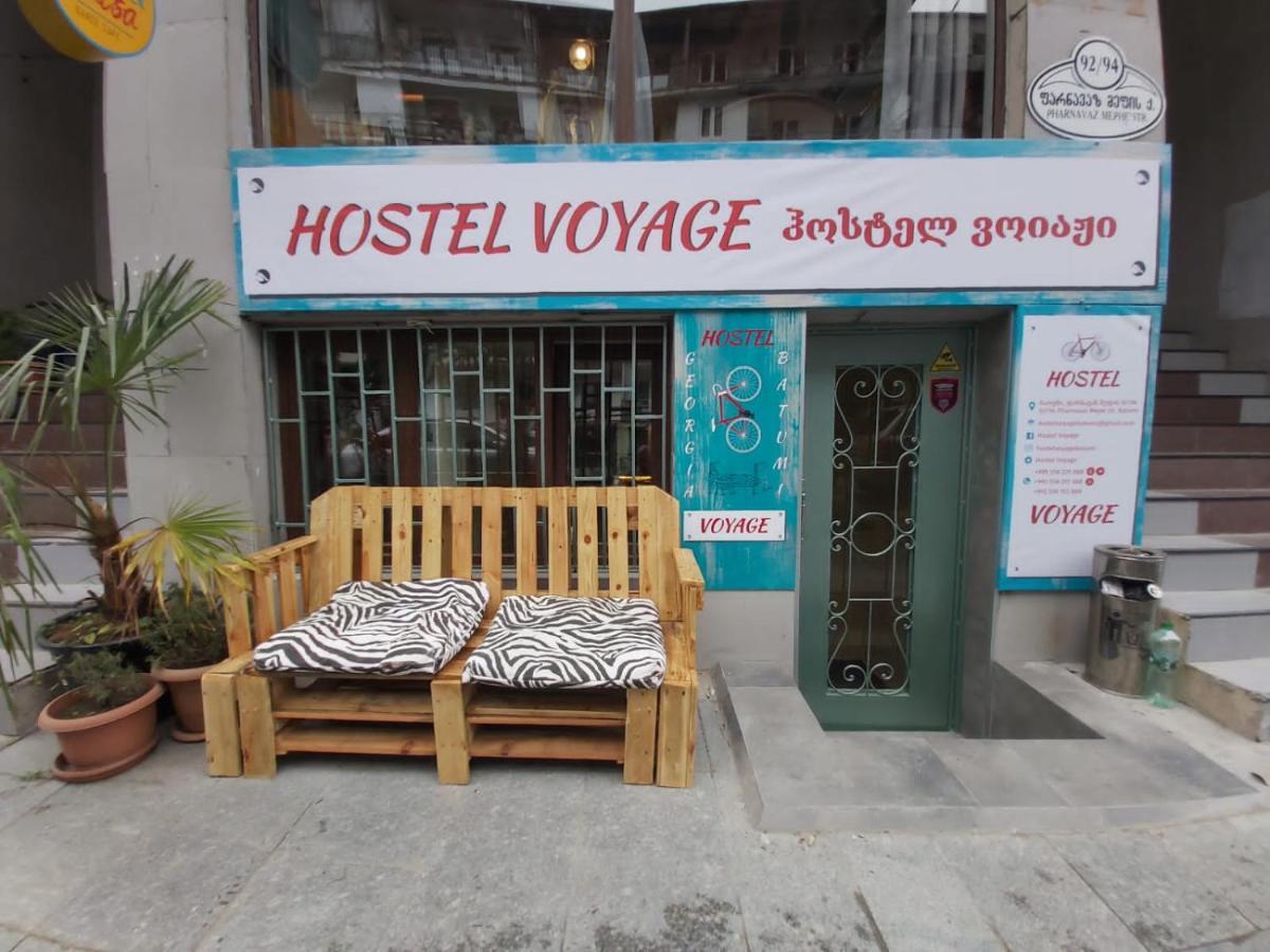 Hostel Voyage Batumi Exterior photo