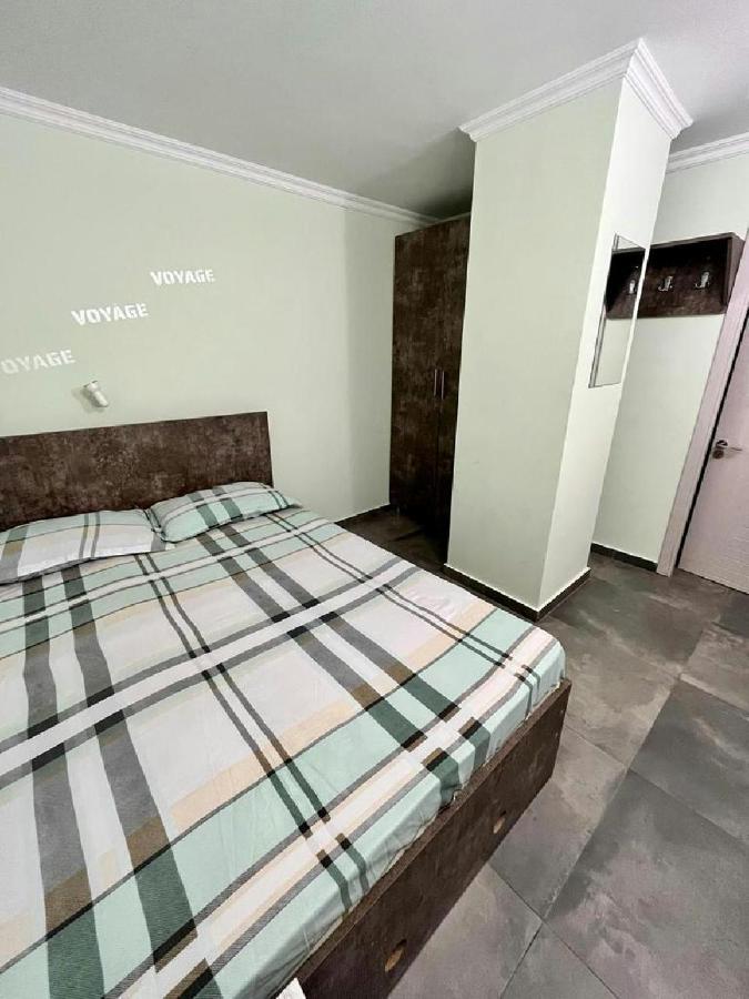 Hostel Voyage Batumi Exterior photo